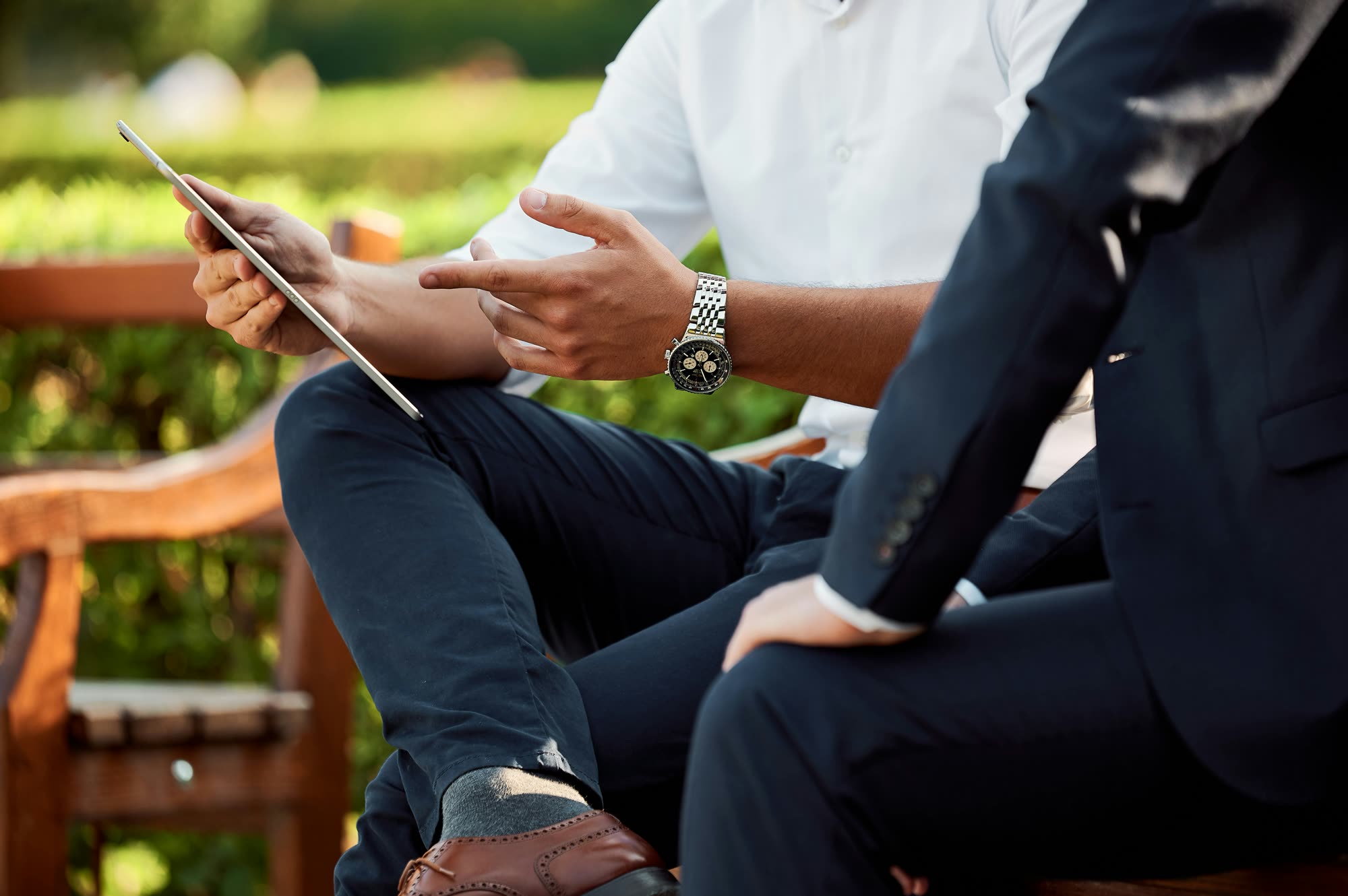 Partner consultation between advisors